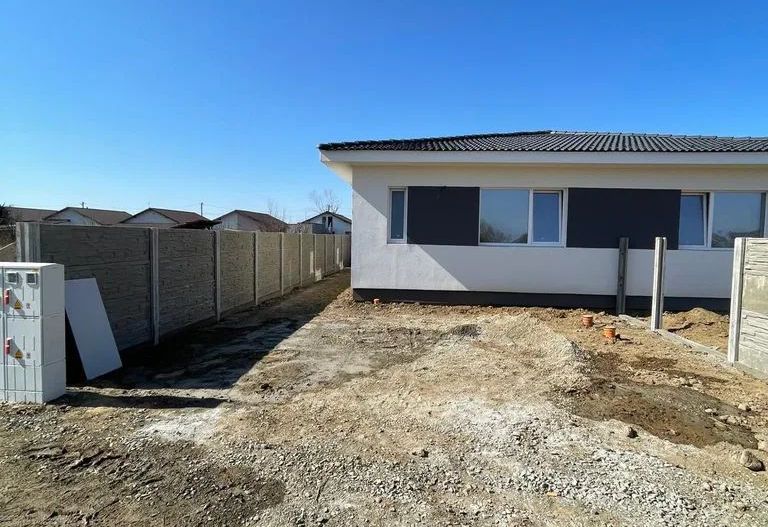 Duplex Bucovat-98000 euro+TVA - Poză 4