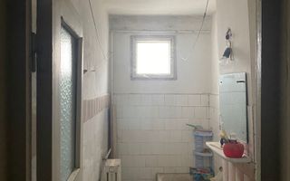 Apartament 2 camere, etaj, 4/4, Micro 13B - Poză 4