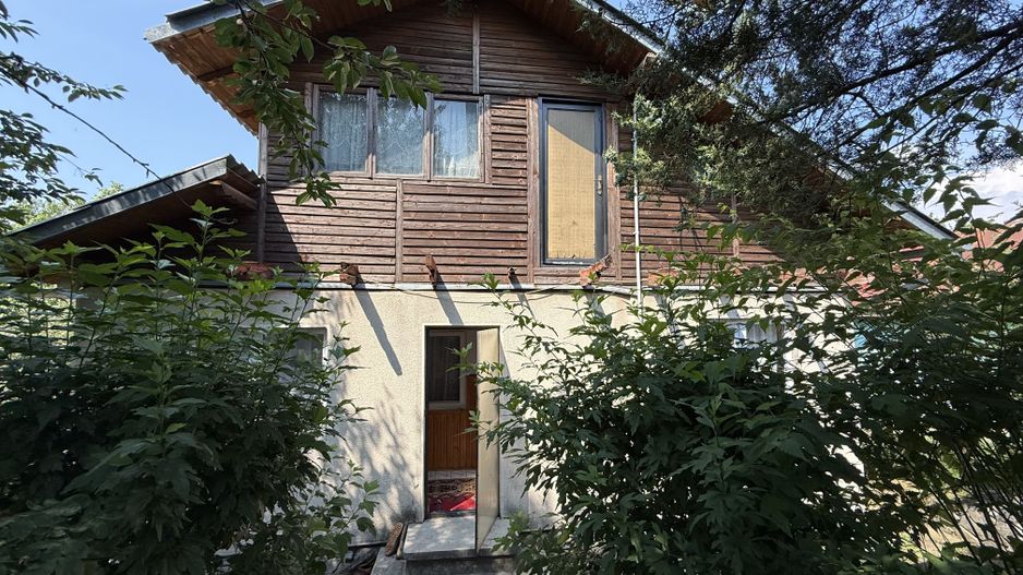 Casă parter+mansarda 80 mp+ teren intravilan 476 mp Sotrile Prahova ! - Poză 2