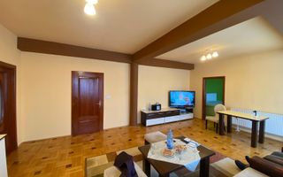 De vanzare casa in Lugoj pe strada INSULEI - Poză 1