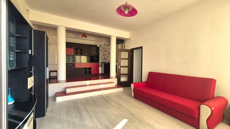 Apartament la casă cu grădină - Poză 7
