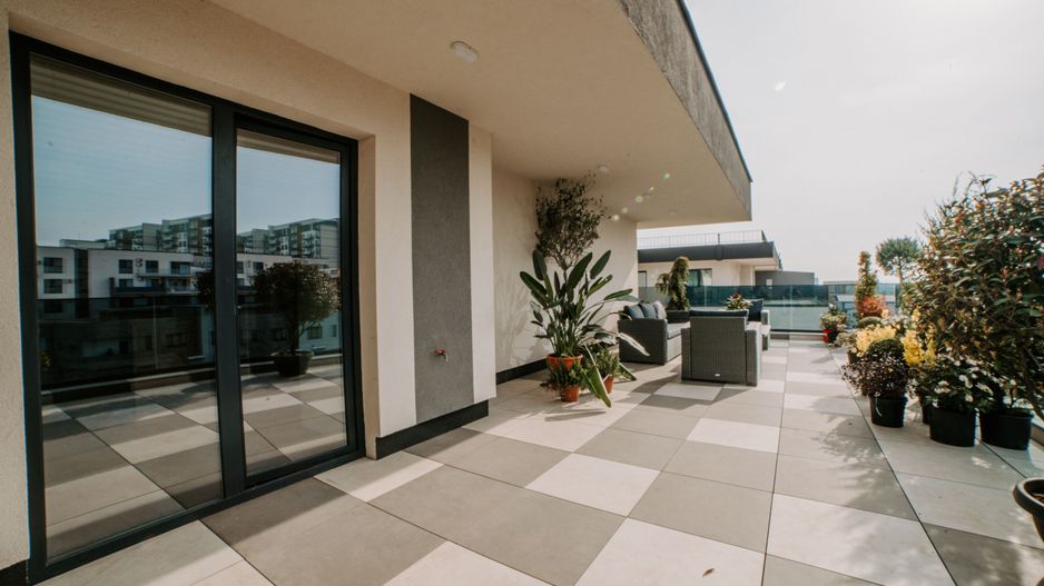 Penthouse 2 camere mobilat utilat panouri solare pompa caldura - Poză 5