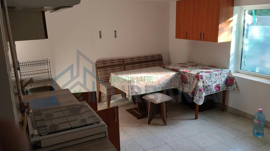 Casă de închiriat, 2 camere decomandate, Bucium, Iași - Poză 5