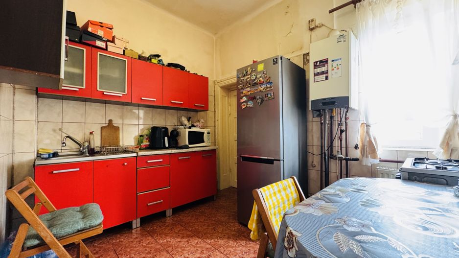 Apartament 3 camere in Vila+Demisol locuibil 18,40 mp - Parcul Carol - Poză 10