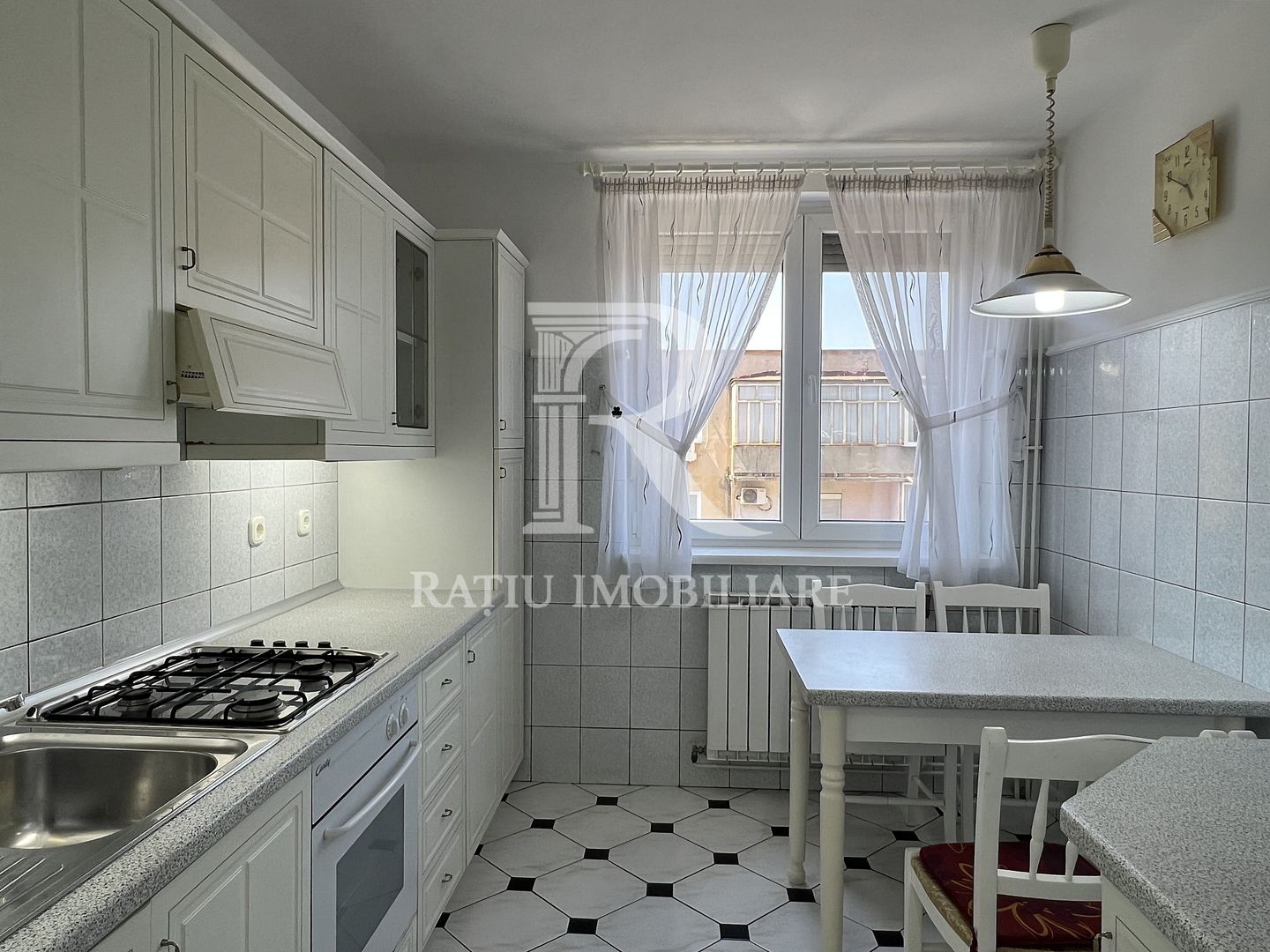 Apartament cu 3 camere | Gheorghe Magheru | Central | Oradea - Poză 9