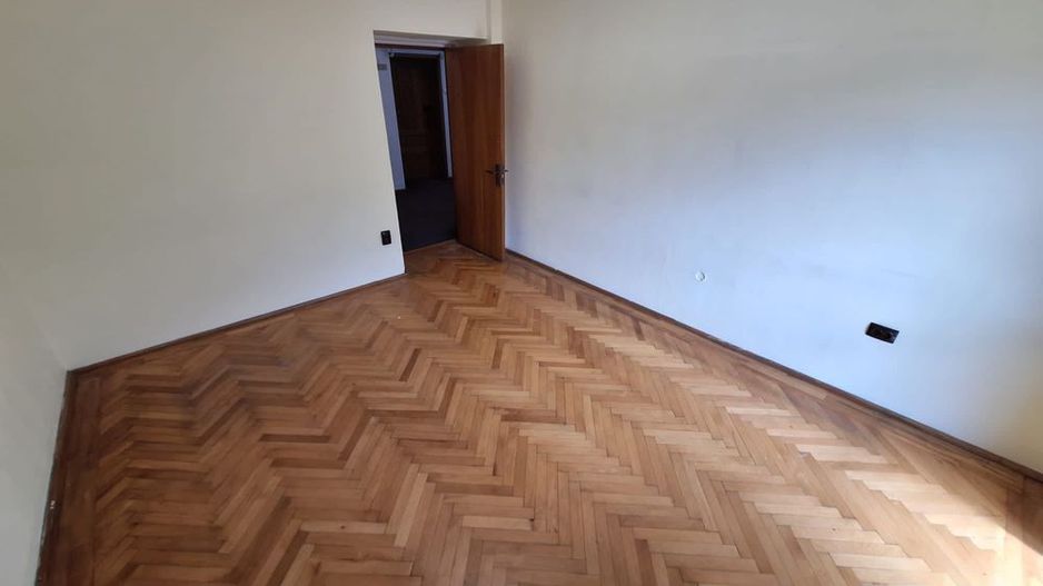 Apartament 2 camere , 81 mp - Poză 3