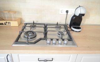 Apartament cu 3 camere, 2 bai, 2 terase, 2 garaje, in cartier Europa - Poză 6