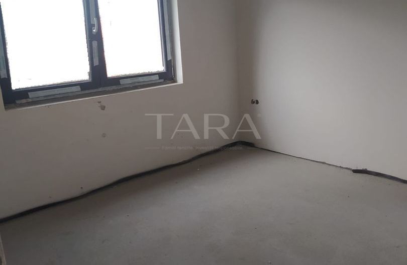 Casa de vanzare tip duplex in cartierul Europa,zona Bibescu - Poză 13