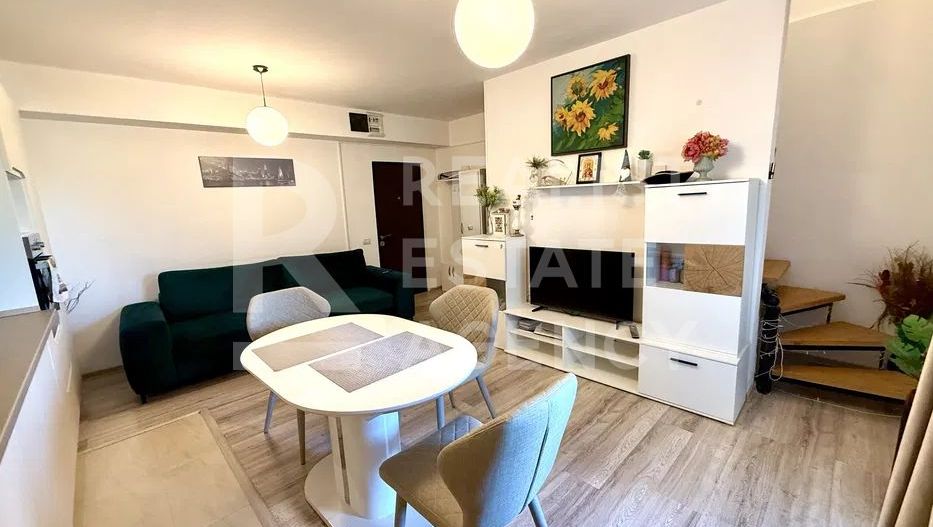 Vânzare, apartament 3 camere, zona Pacii - Poză 1