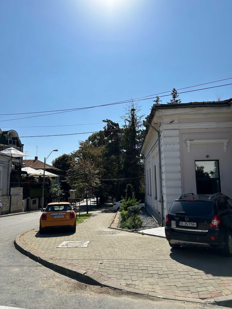 Persoana fizica !! vand casa Centru  !! 1160 Mp !! rate !! - Poză 4