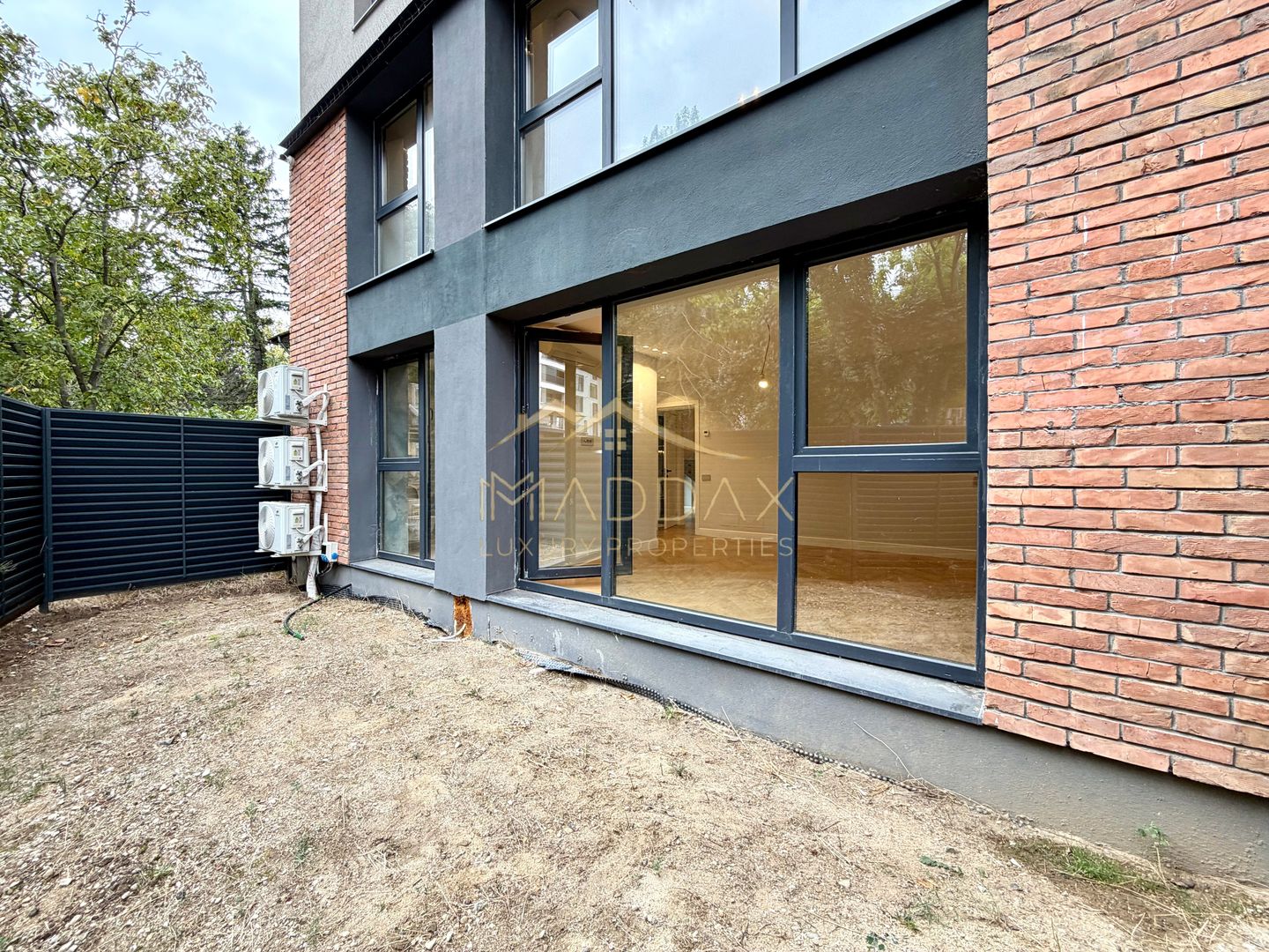 Duplex 4 camere cu gradina //  200 mp + curte 150mp // Straulesti - Poză 40