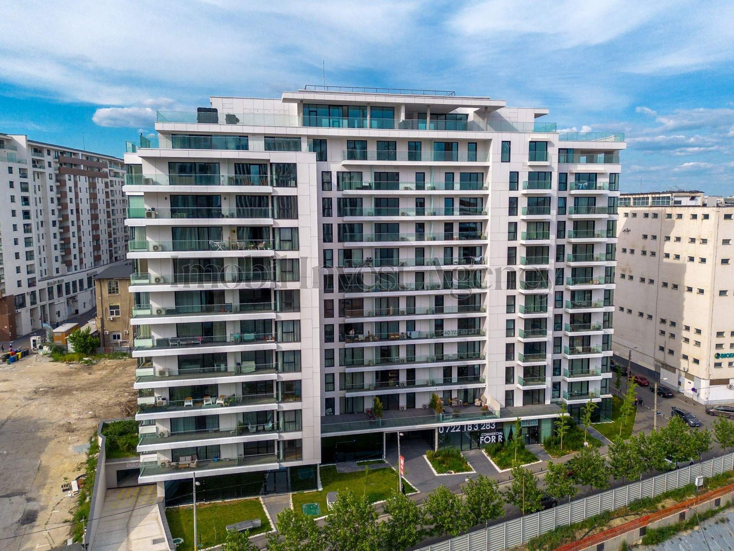 One Timpuri Noi - Poză 1