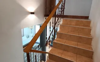 Casă individuală spațioasă cu garaj și curte generoasă – Ghiroda - Poză 46