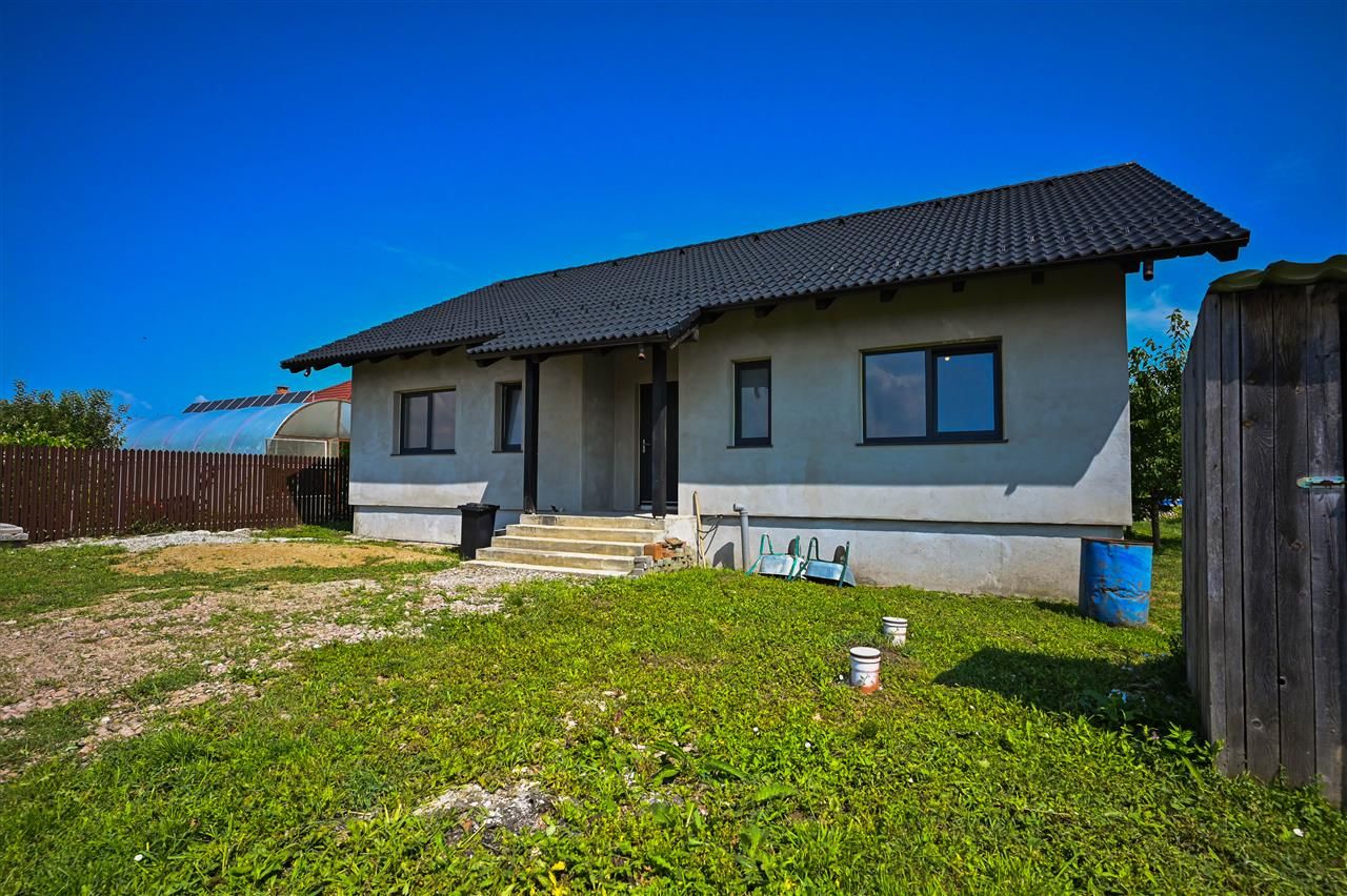 Casa personalizabila,pe un singur nivel,  pod mansardabil,pozitie cu liniste - Poză 15
