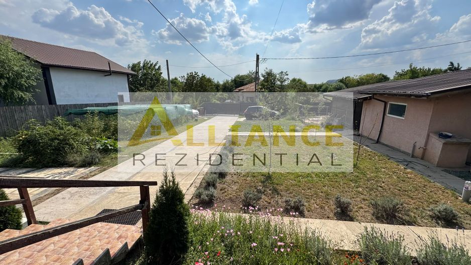 DUPLEX INTREG DE VANZARE CU TEREN 1086 MP - FRUMUSANI - Poză 47