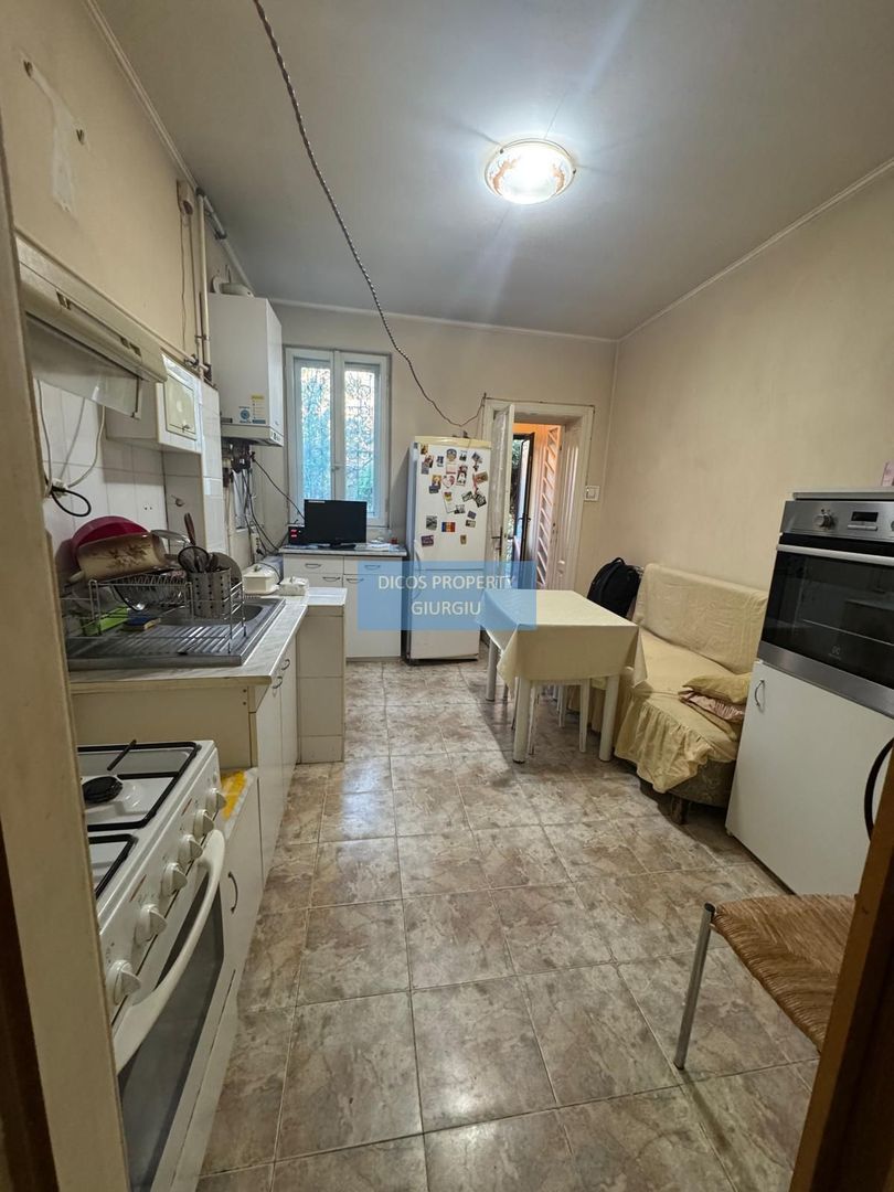 Casă 3 camere, Str. Vasile Alecsandri – vânzare / închiriere - Poză 9