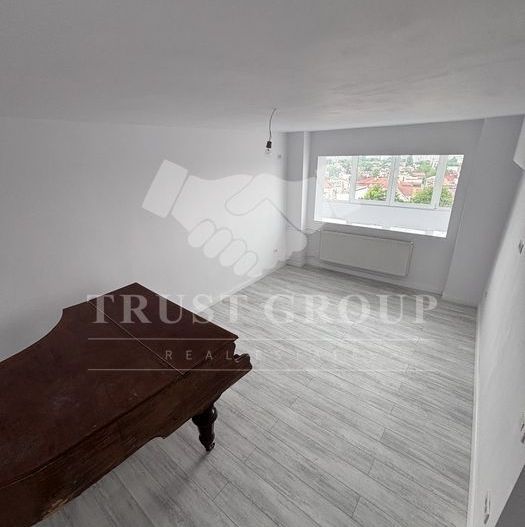 Apartament 3 camere Titulescu | Imobil 1977 - Poză 3