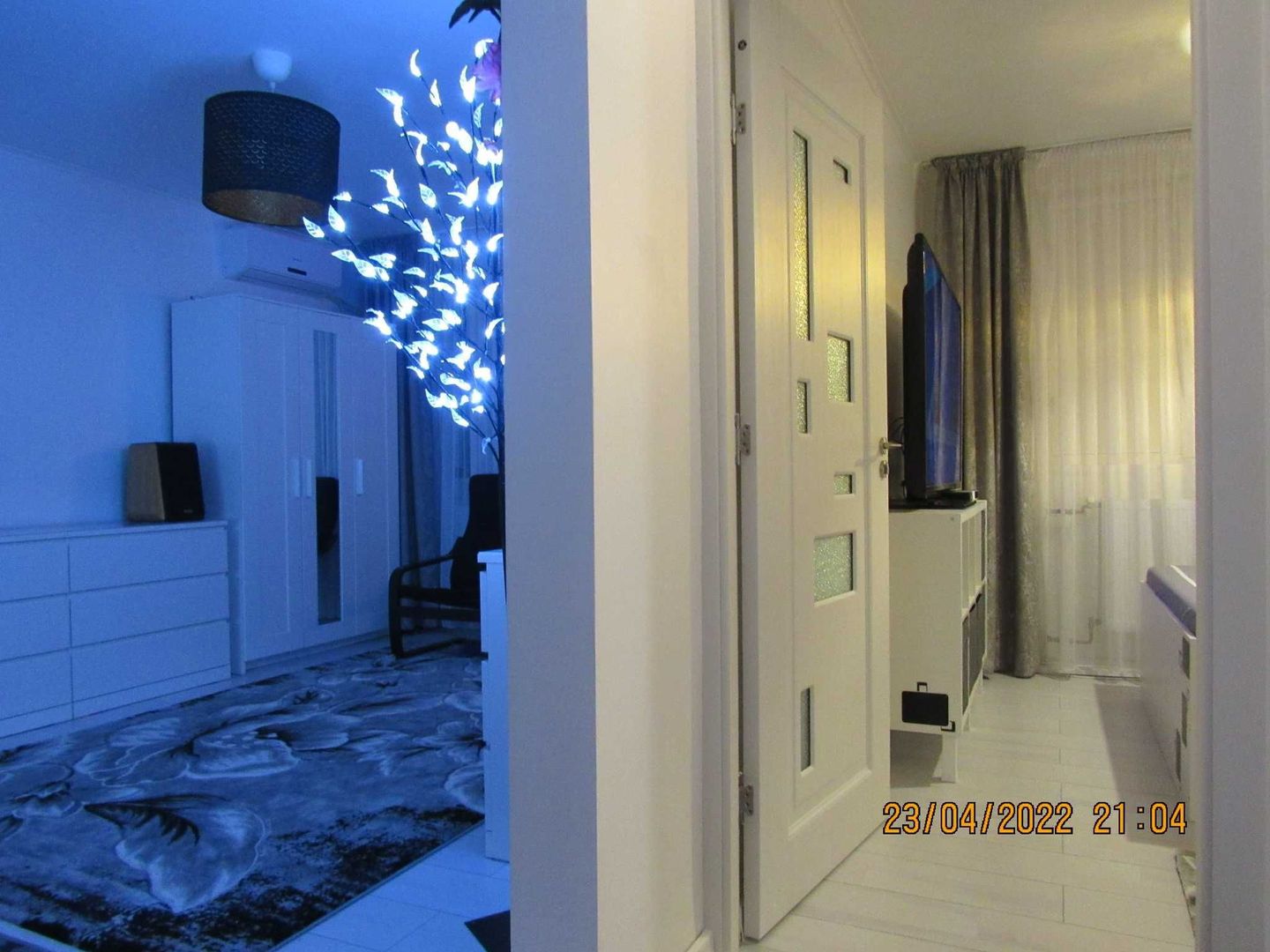 Apartament 3 camere ,  disponibil imediat, Metrou 1 Dec. 1918, Sect.3 - Poză 3