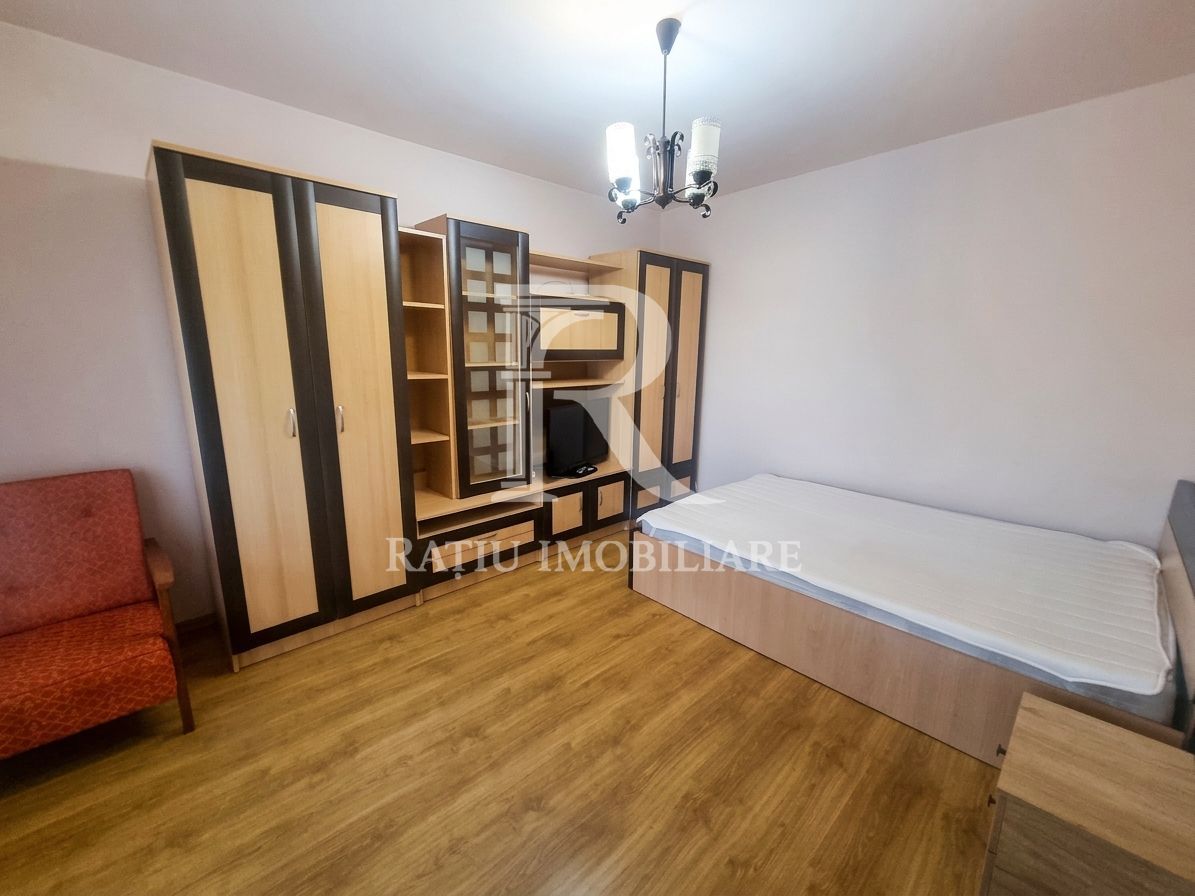 Garsonieră de închiriat | Zona ITM Etaj 2 | Deva| Hunedoara - Poză 1
