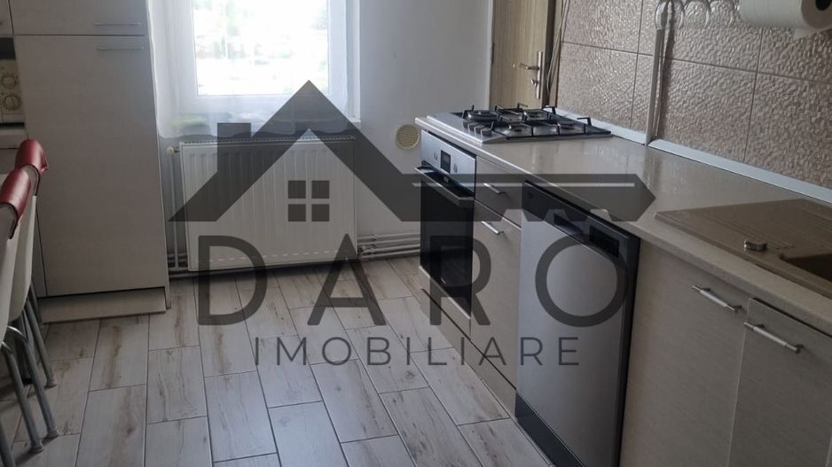 Apartament cu 3 camere, Unirii, Tg Mures - Poză 3