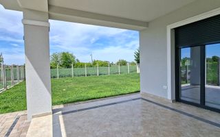Locuinta individuala cu garaj- in stil mediteranean - Poză 22