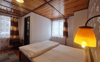 In regiune pitoreasca, cu view montan, Moeciu de Jos, Bran, Brasov - Poză 9