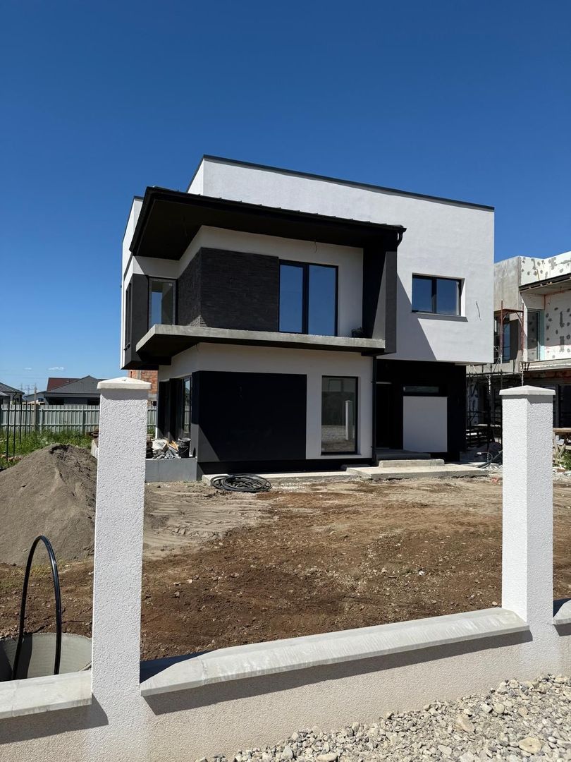 Casa individuala la 4 km de Brasov - Poză 4
