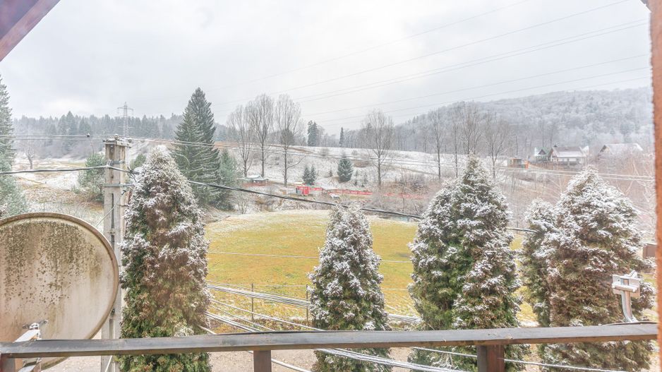 Casa individuala in Dambul Morii cu vedere spre Piatra Mare - Poză 15