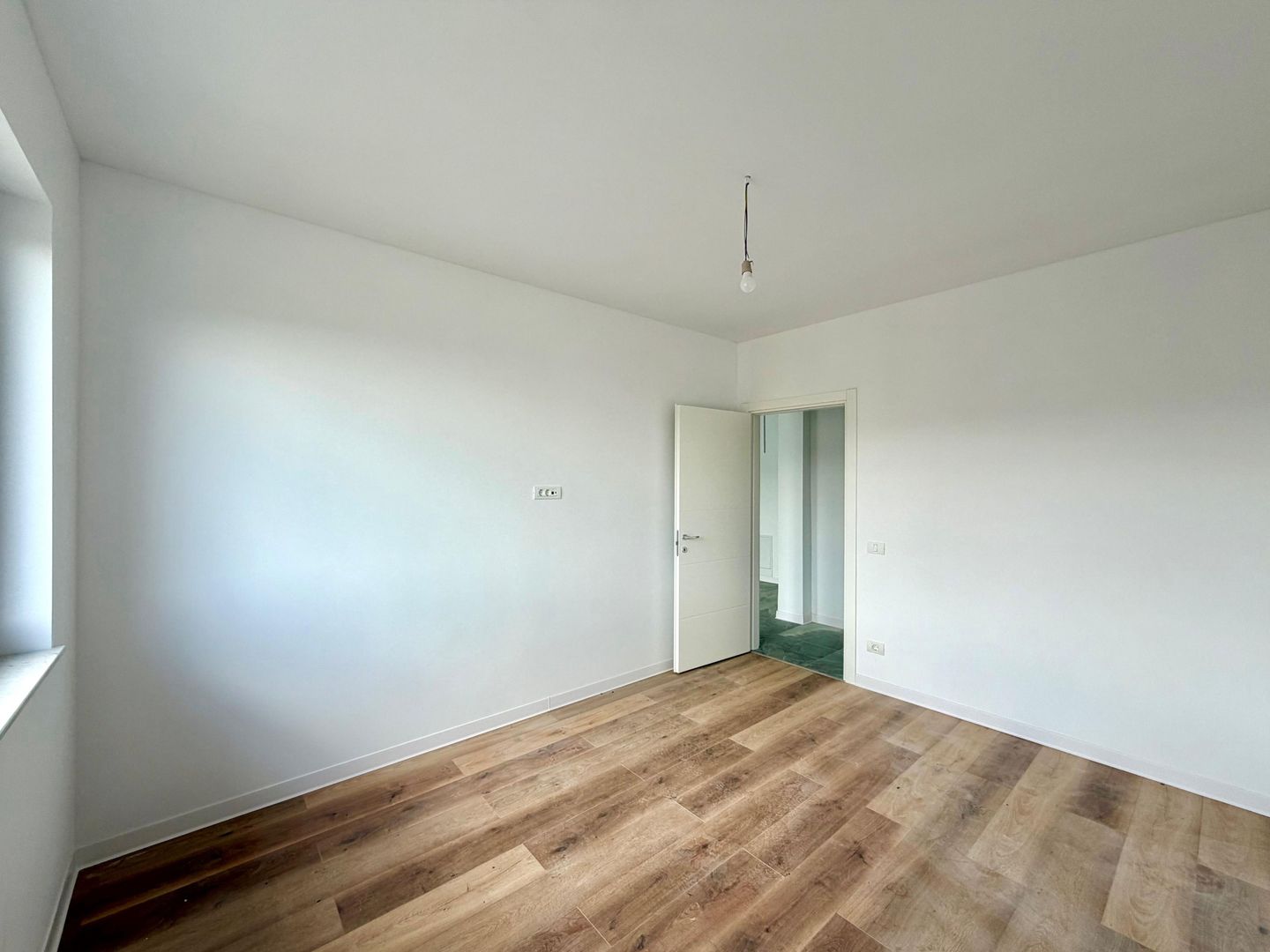 Apartament cu 2 camere - Zona Hotel IQ - Giroc - Poză 7