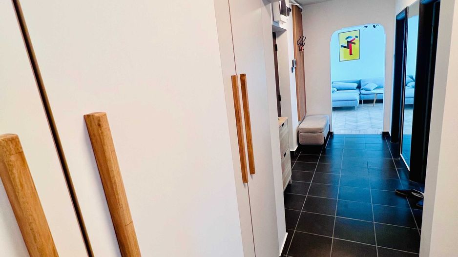 Închiriez apartament 2 camere, Unirii, centrală, 1 min metrou M1/M2 - Poză 7