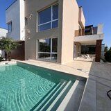 Casă / Vilă de vânzare în Central, Pantelimon - Poză 1