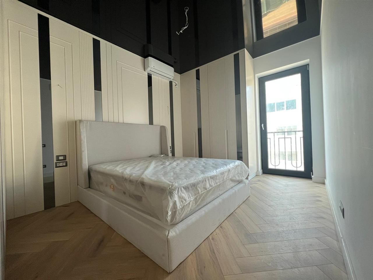 Penthouse 5 camere | Porche Pipera | Finalizat | Terasa 181 mp - Poză 5