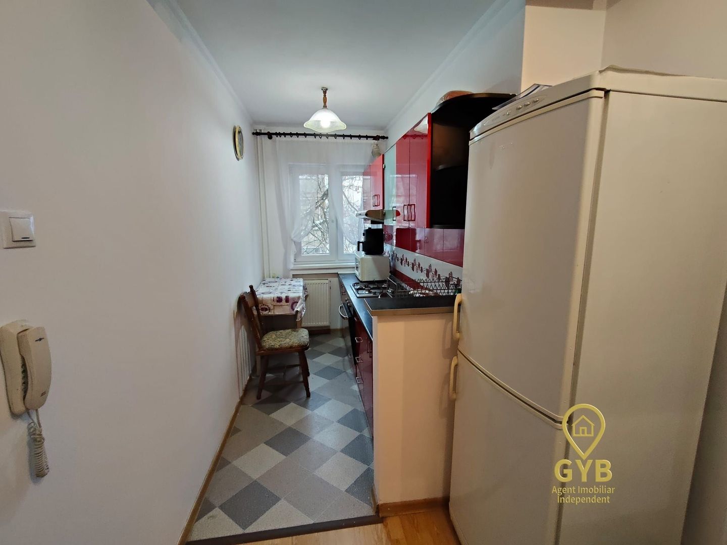 APARTAMENT CU 2 CAMERE DE ÎNCHIRIAT – VELENȚA, STRADA RĂZBOIENI - Poză 9