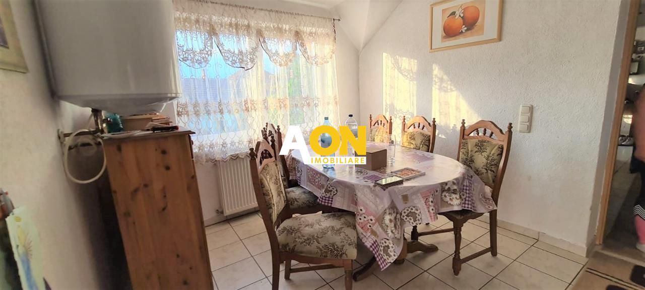 Casa pentru 2 familii, 7 Camere, 2 Garaje, 1500MP Teren - Poză 20