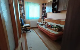 Apartament de vanzare cu 3 camere, decomandat - Valea Aurie - Poză 20