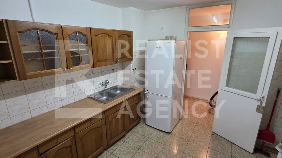 Vânzare, apartament, 2 camere, plus anexa - Poză 3