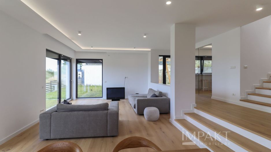 Casa individuala superba, amenajata in stil scandinav Dezmir COMISION 0% - Poză 4