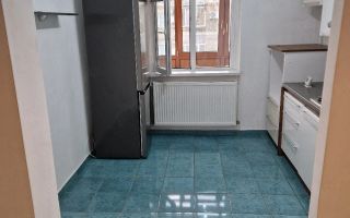 Apartament 2 camere decomandat -spatios ,balcon inchis, zona Sarelui - Poză 4