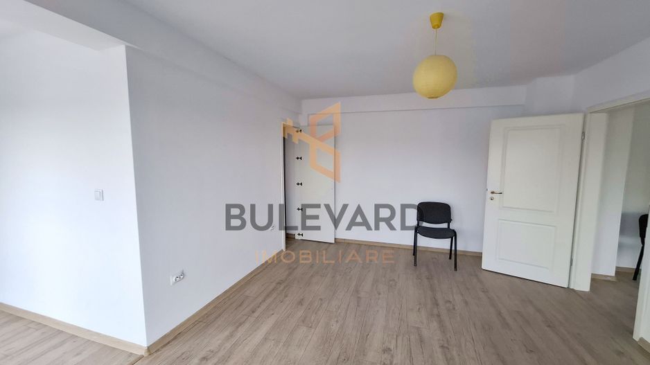 Spatiu de birou 62.5 mp + terasa 32 mp, parcare - Poză 10