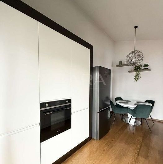 Apartament elegant singur pe nivel în zona The Office Cluj-Napoca. - Poză 5