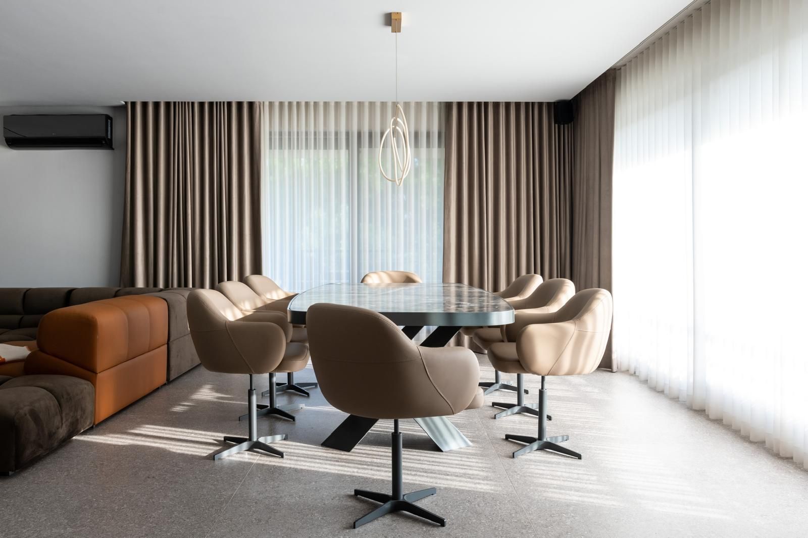 Apartament 3 camere de lux - Otopeni Premium 142 mp, mobilat Made in Italy - Poză 3