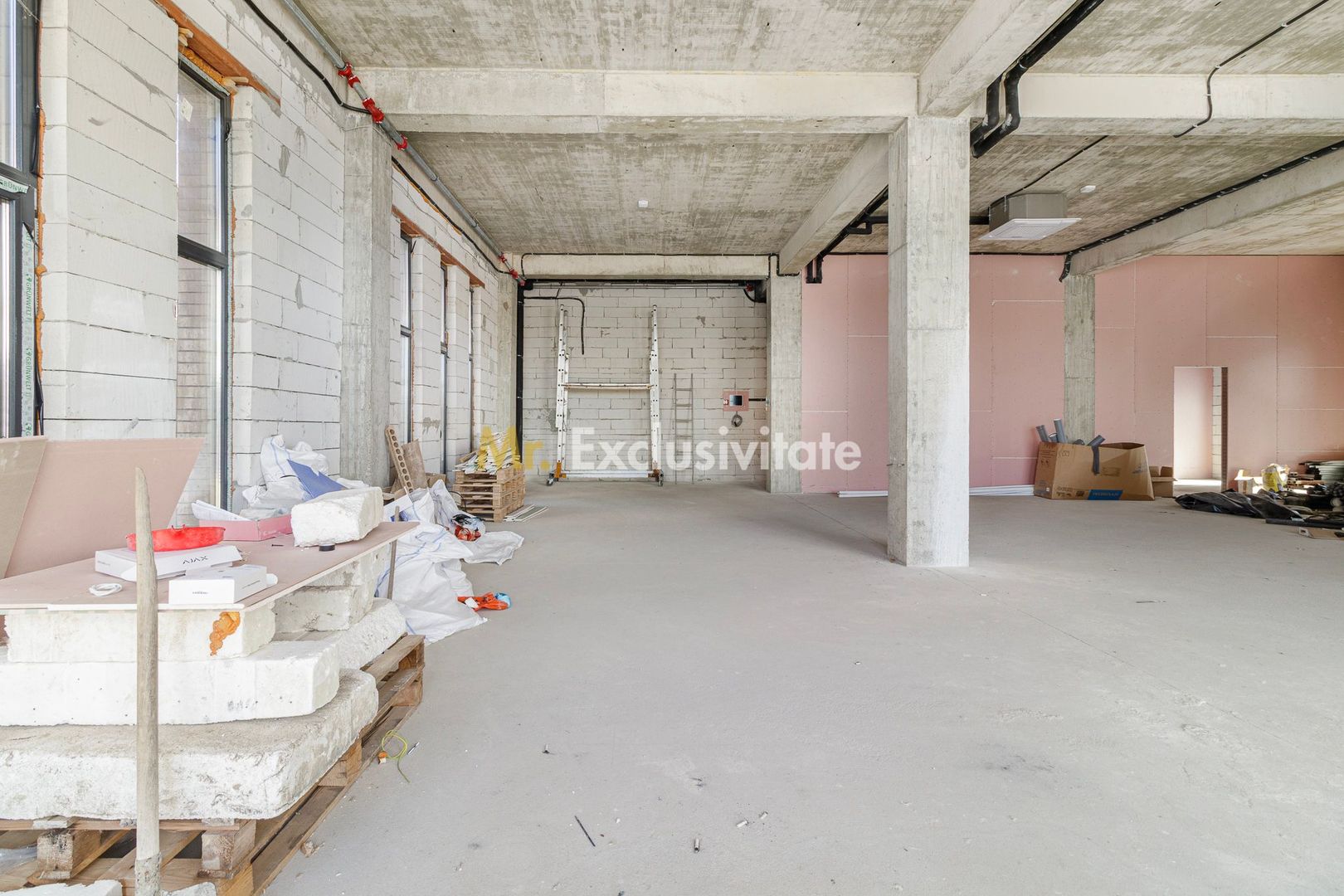 Spatiu comercial de la 14 euro de inchiriat Amber Forest Plaza - Poză 6