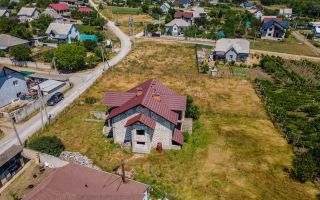 Vânzare, casă, 2 nivele, 169 mp + 9 ari, strada Aluniș, Budești - Poză 3