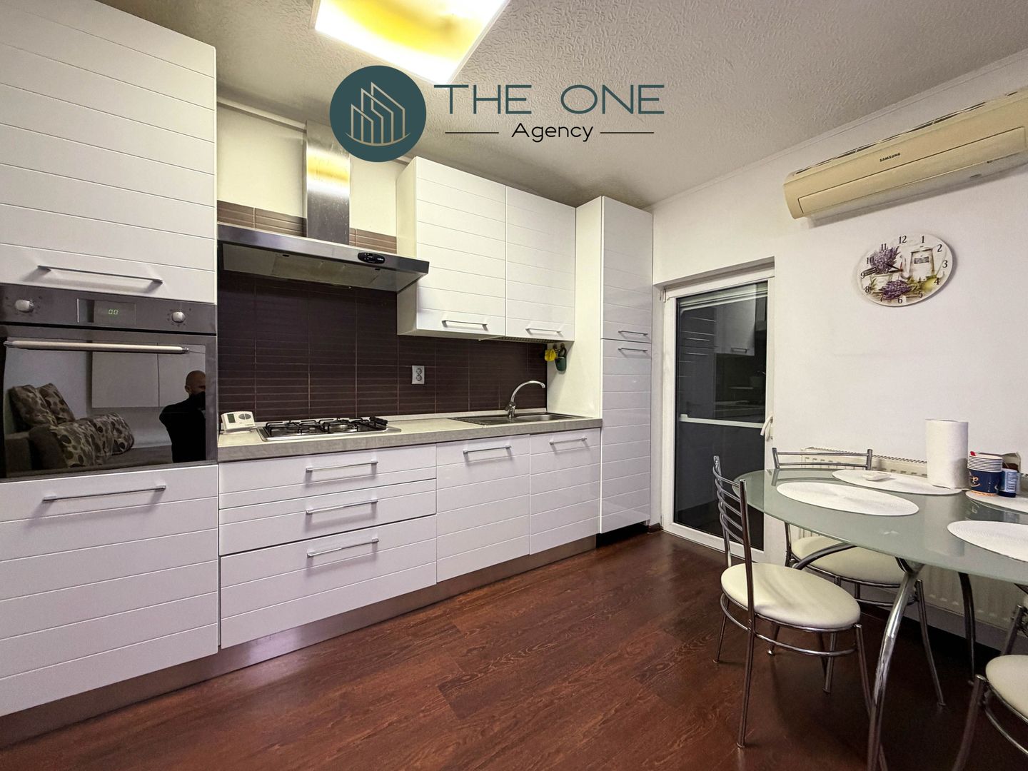 Apartament 2 camere, 2 balcoane + pod, parcare | Floresti - Poză 6