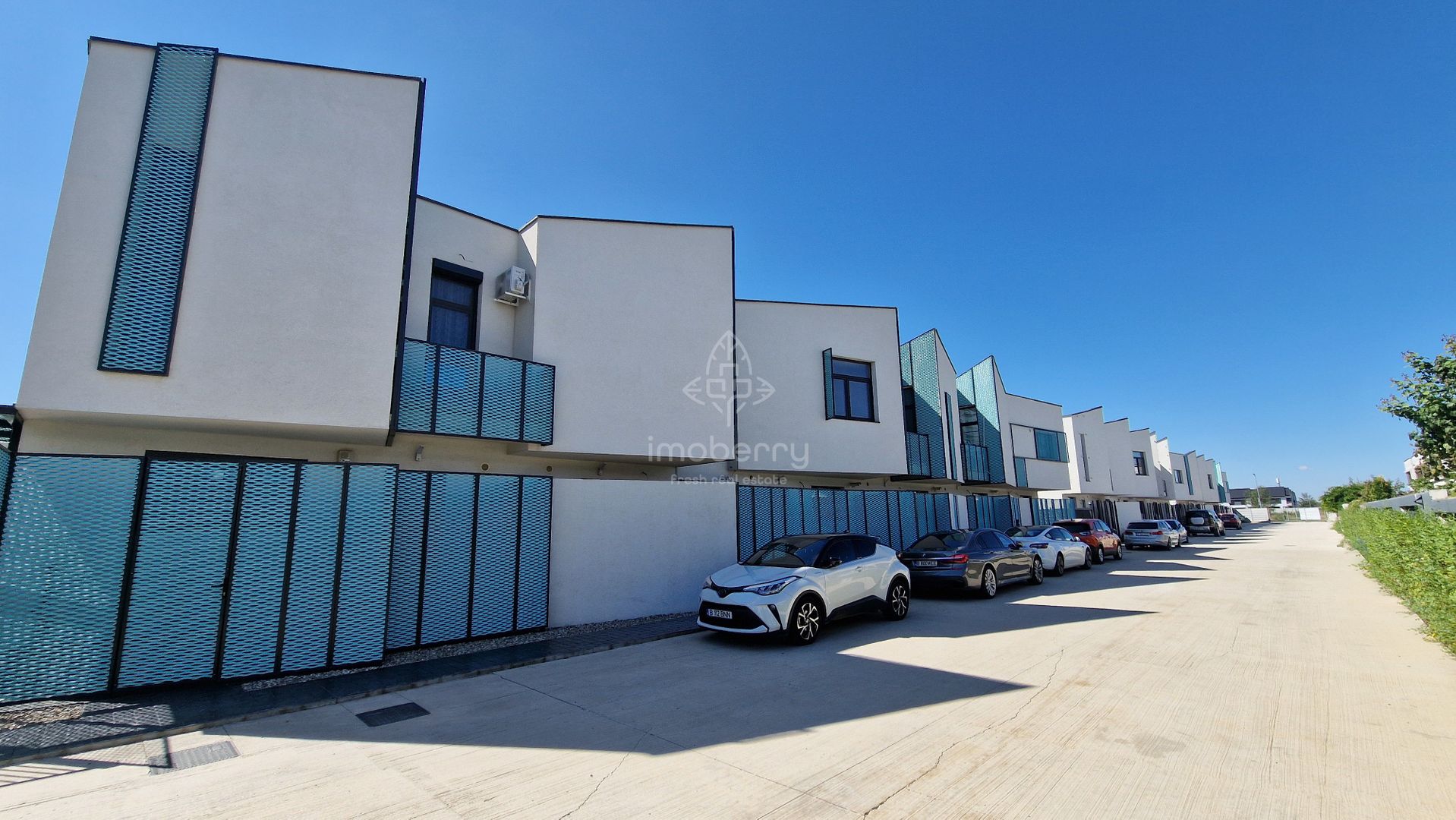 Ansamblu privat | Casa  4 camere | 3 bai | Parcare | Toate utilitatile - Poză 1