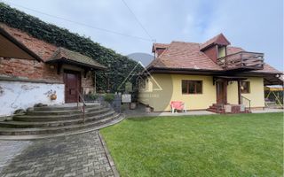 Casă nou construită în Centrul vechi Medias - Poză 15