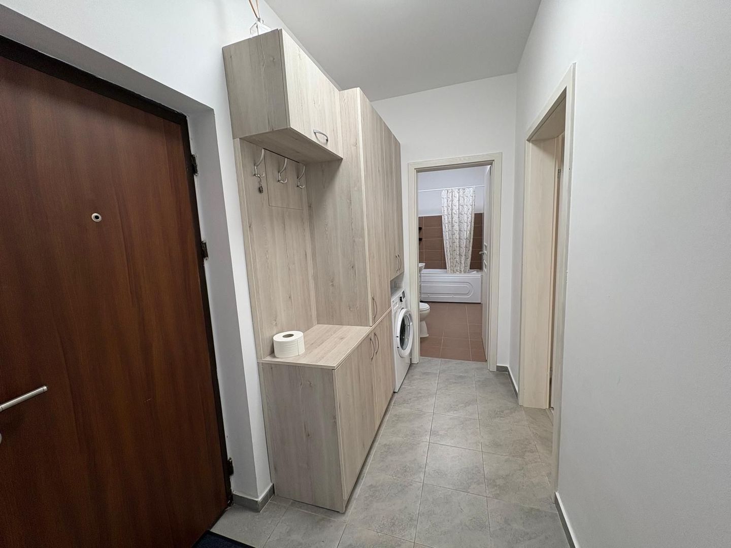 AP. 2 CAMERE- APARATORII PATRIEI, CENTRALA, MOBILAT/UTILAT , COMIS 0% - Poză 6
