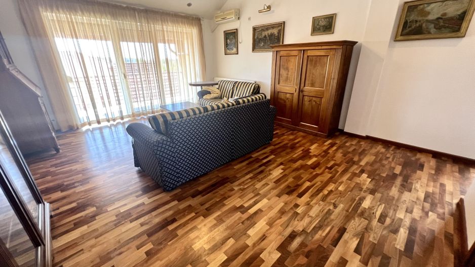 APARTAMENT SPATIOS - Poză 3