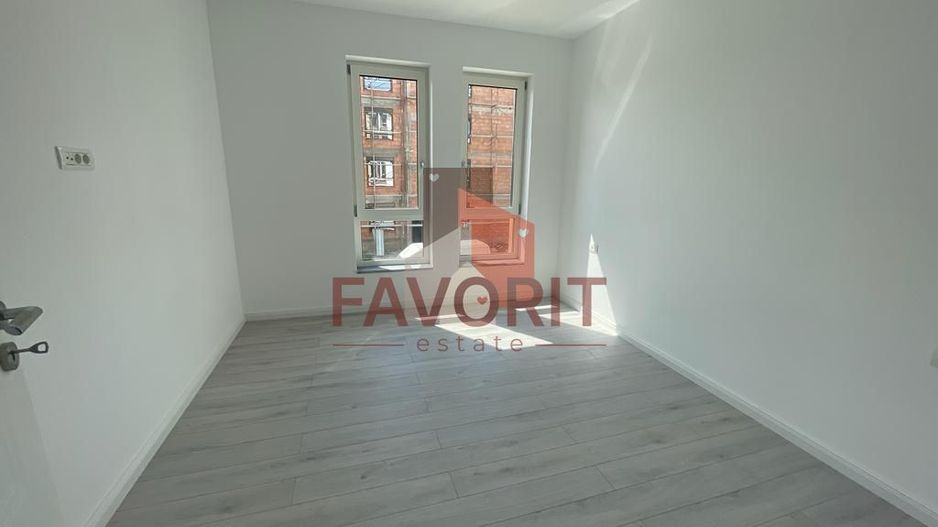 2 camere langa ESO | Decomandat | Bucatarie separata | Etaj 1 - Poză 3