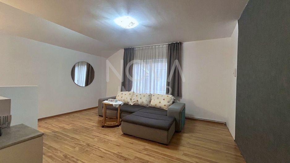 Casa de vanzare 200 mp cu spatiu comercial la parter, strada Lunga - Poză 15